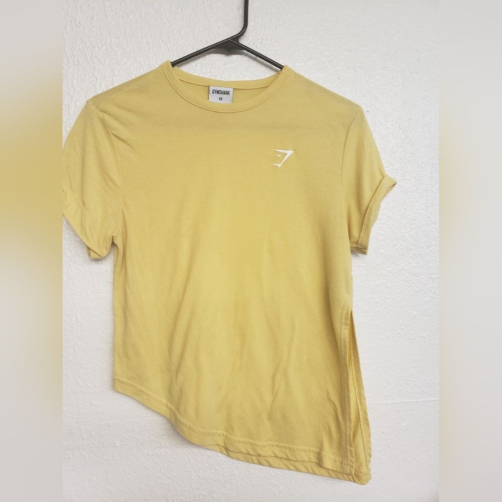 Gymshark Essential Tee in Yellow Sz XS
